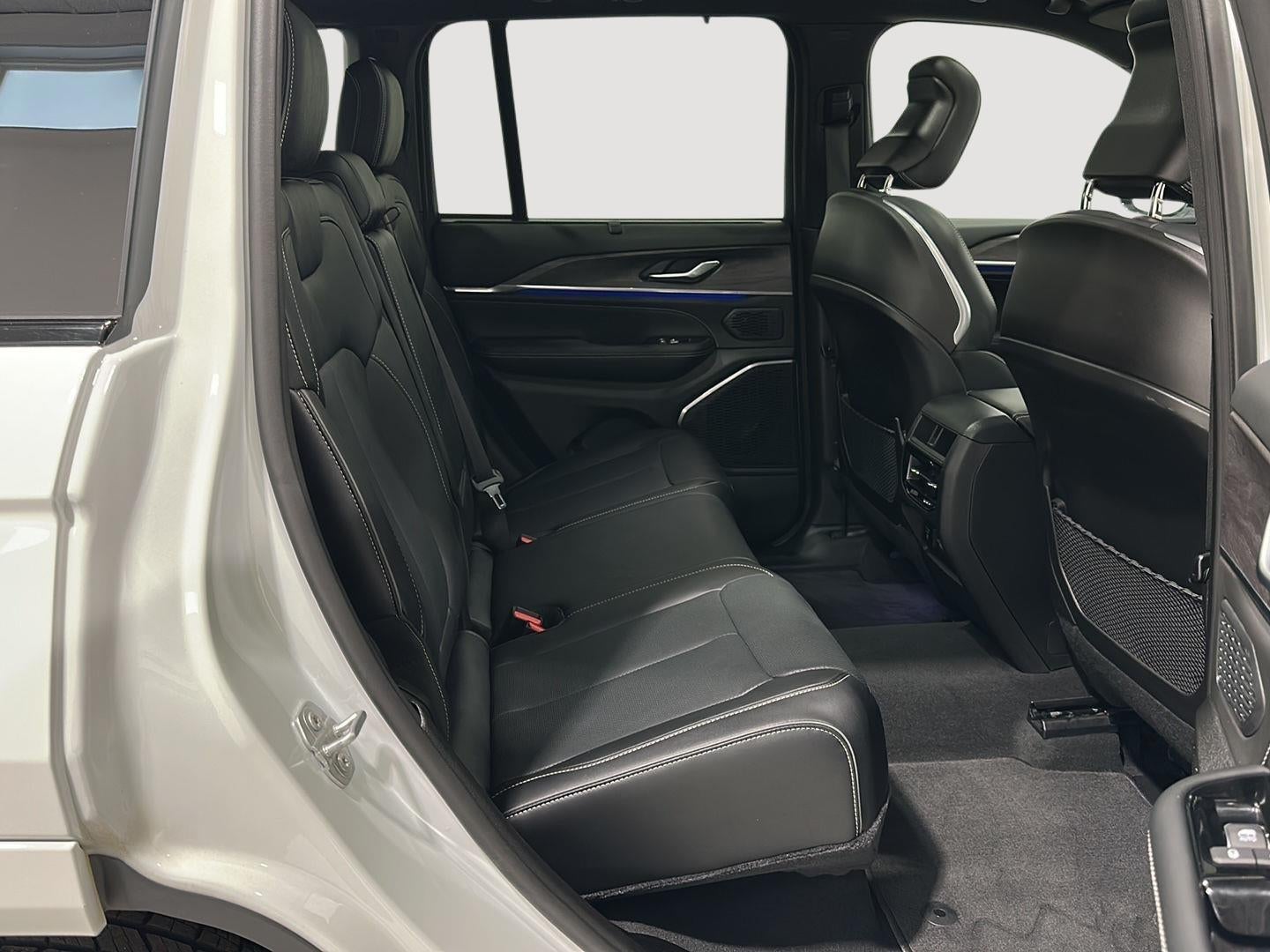 2024 Jeep Grand Cherokee Overland