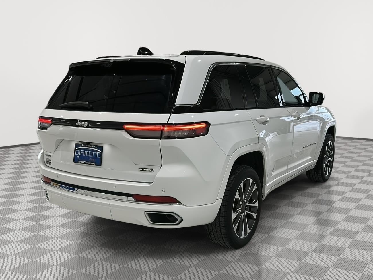 2024 Jeep Grand Cherokee Overland