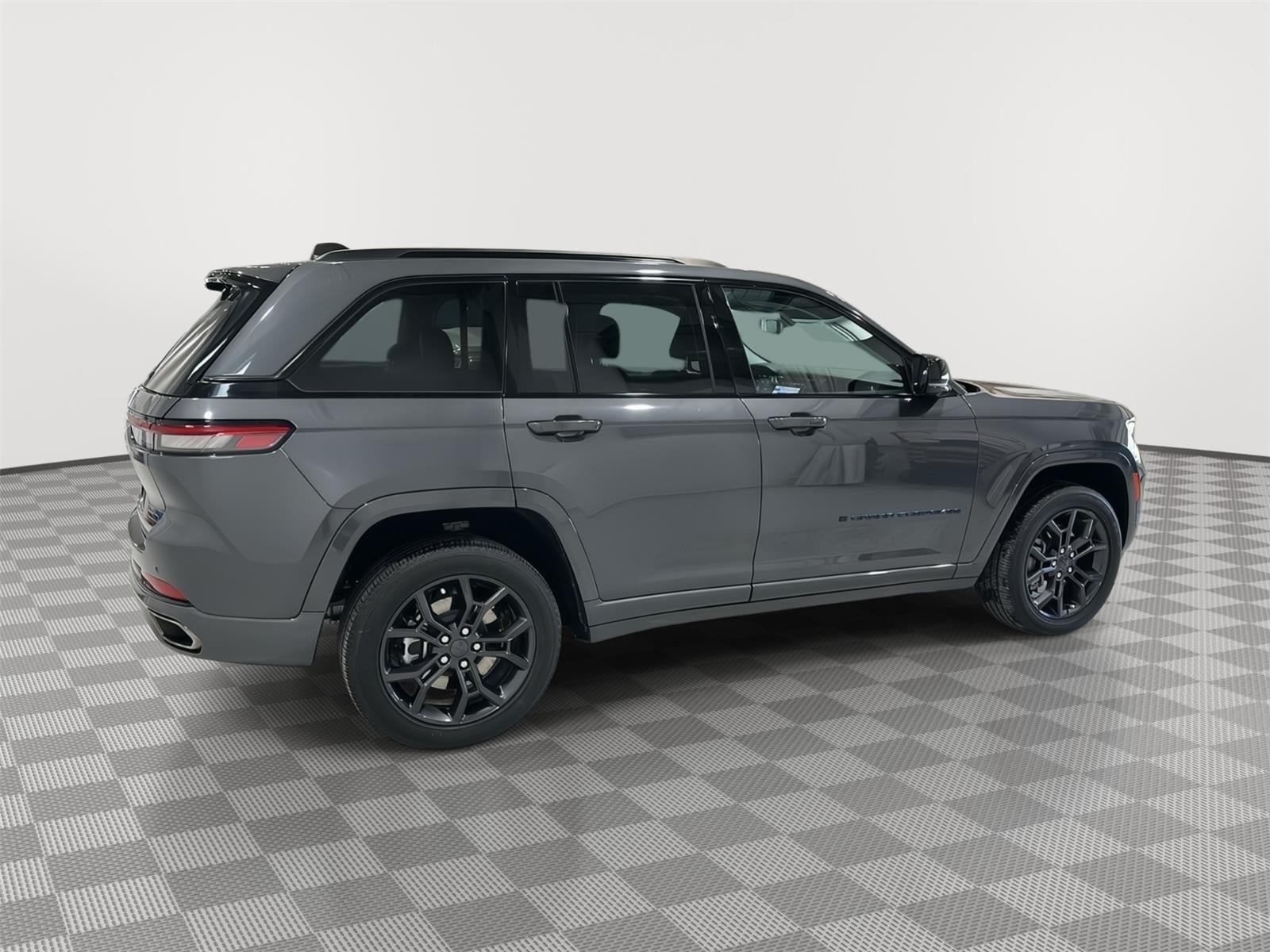 2023 Jeep Grand Cherokee 4xe 30th Anniversary