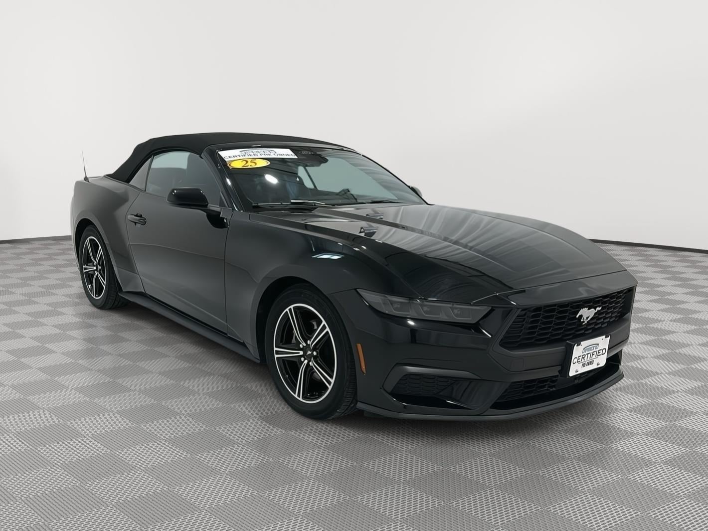 2025 Ford Mustang EcoBoost