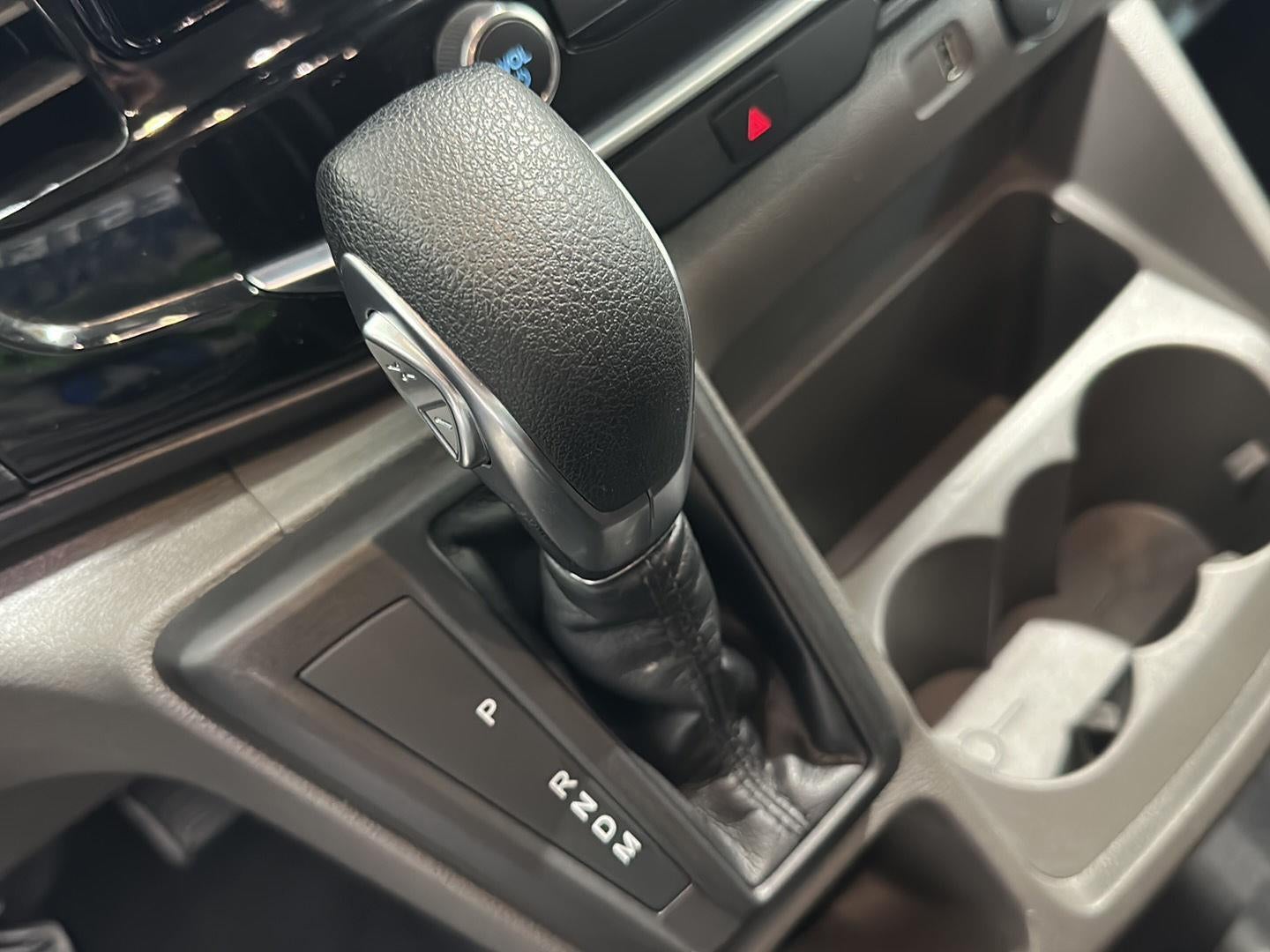 2024 Ford Transit Passenger Wagon XL