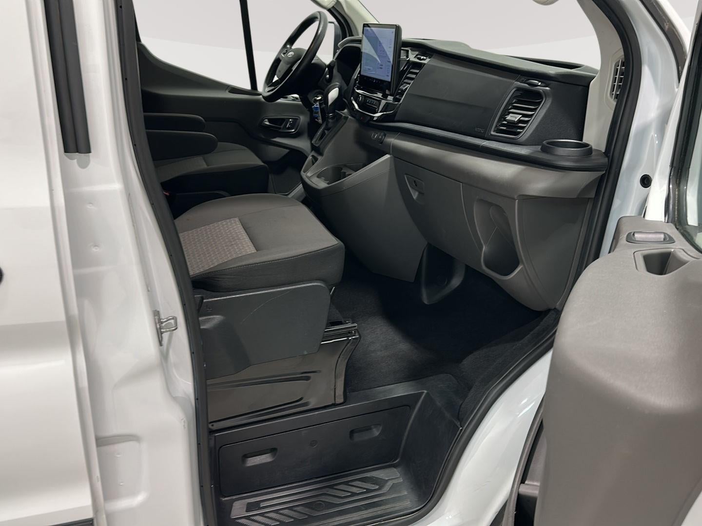 2024 Ford Transit Passenger Wagon XL