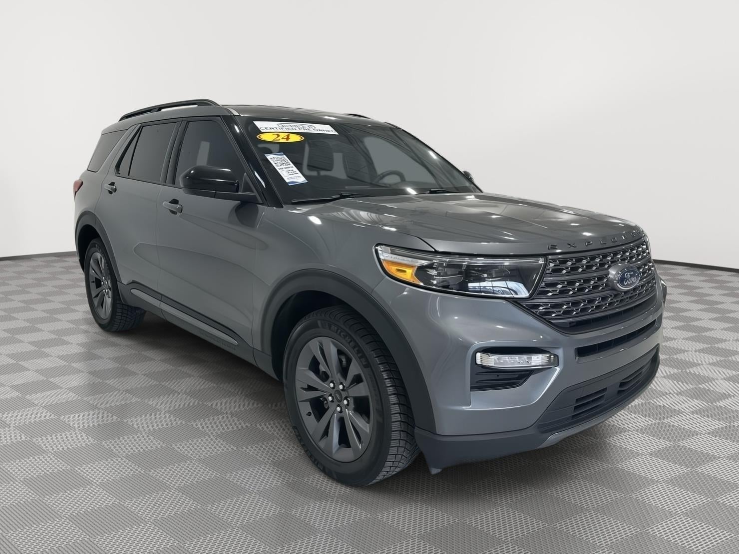 2024 Ford Explorer XLT
