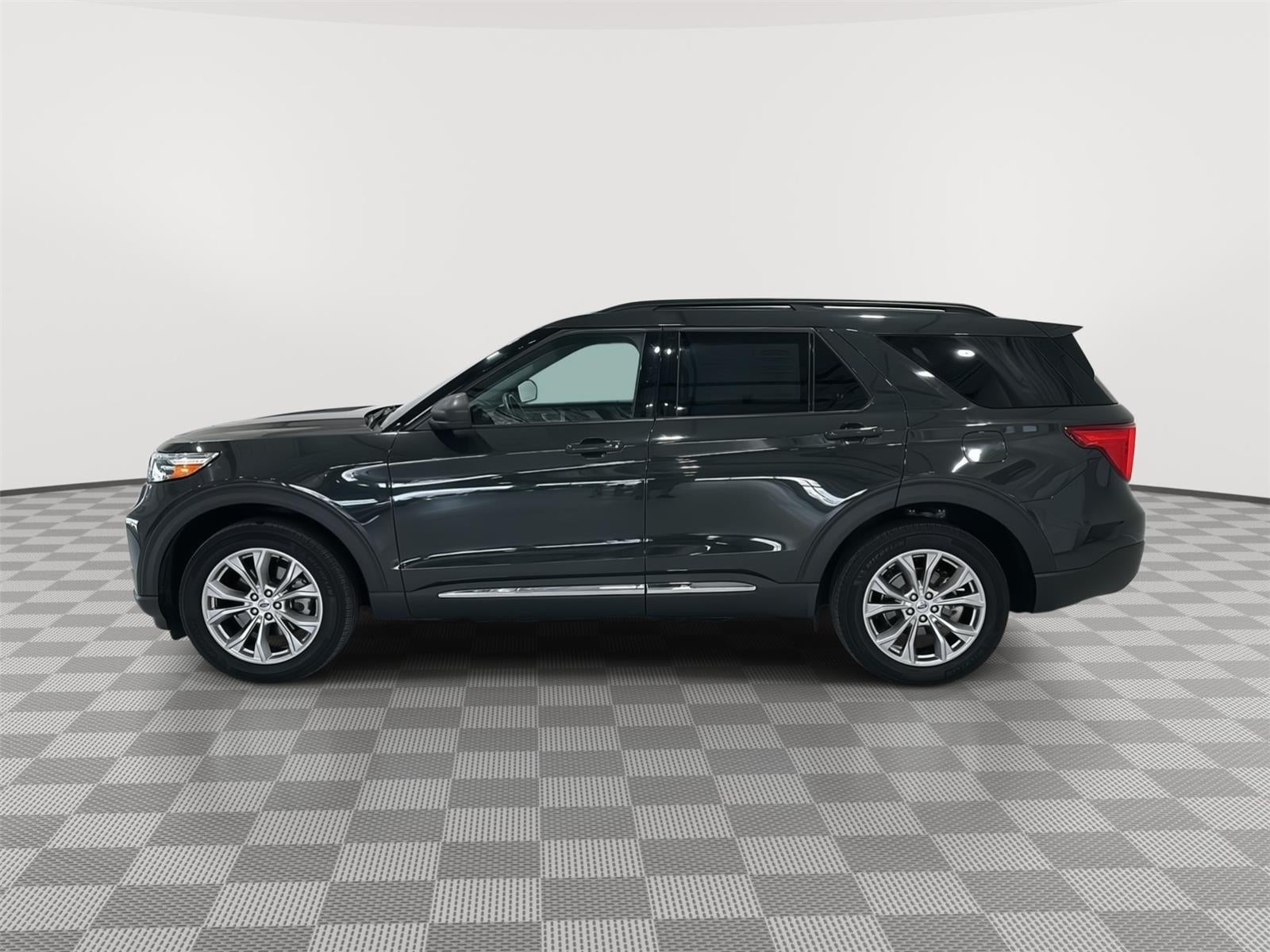 Used 2023 Ford Explorer XLT with VIN 1FMSK8DH6PGB13949 for sale in Alexandria, Minnesota