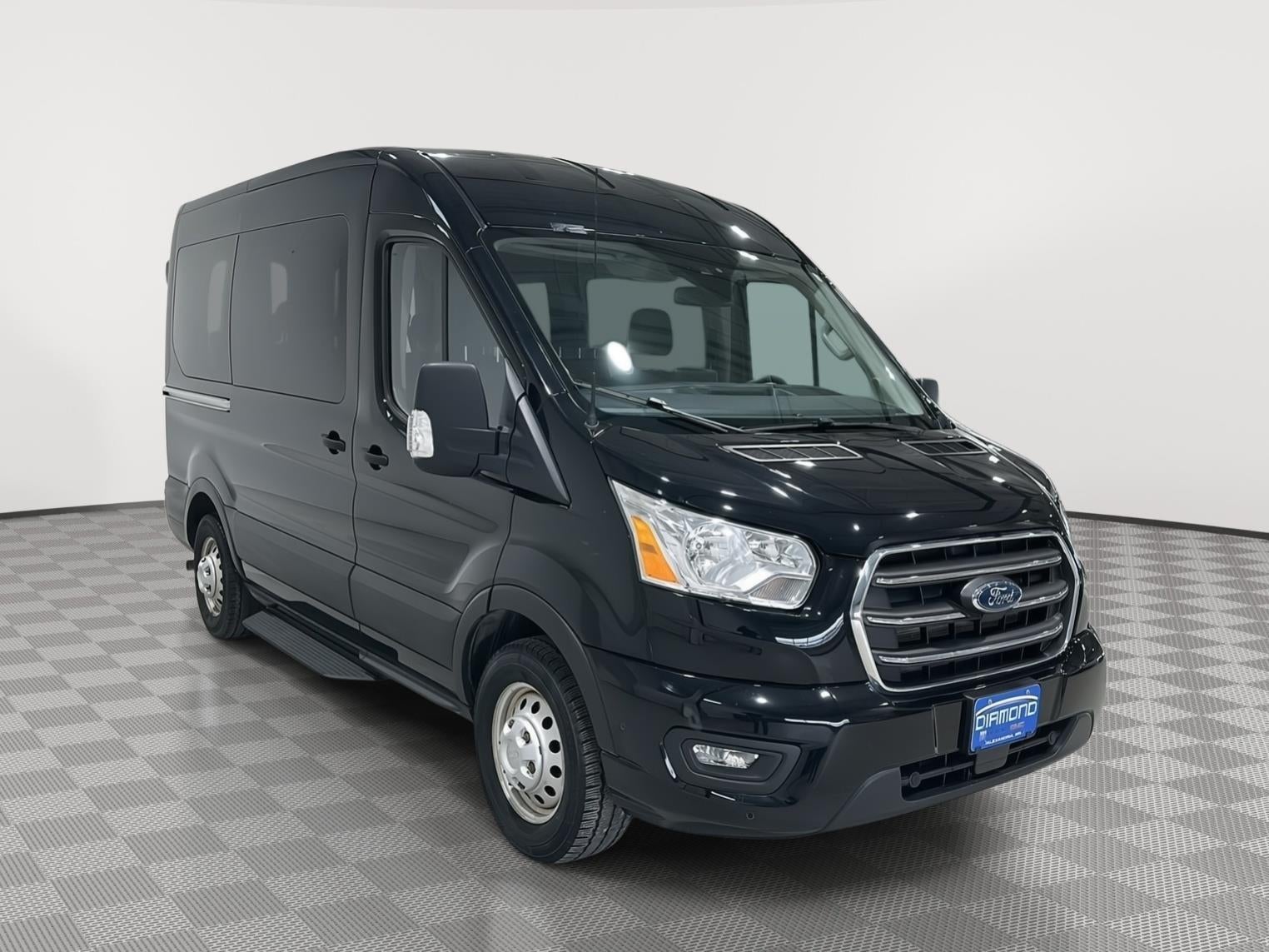 2020 Ford Transit Passenger Wagon XL