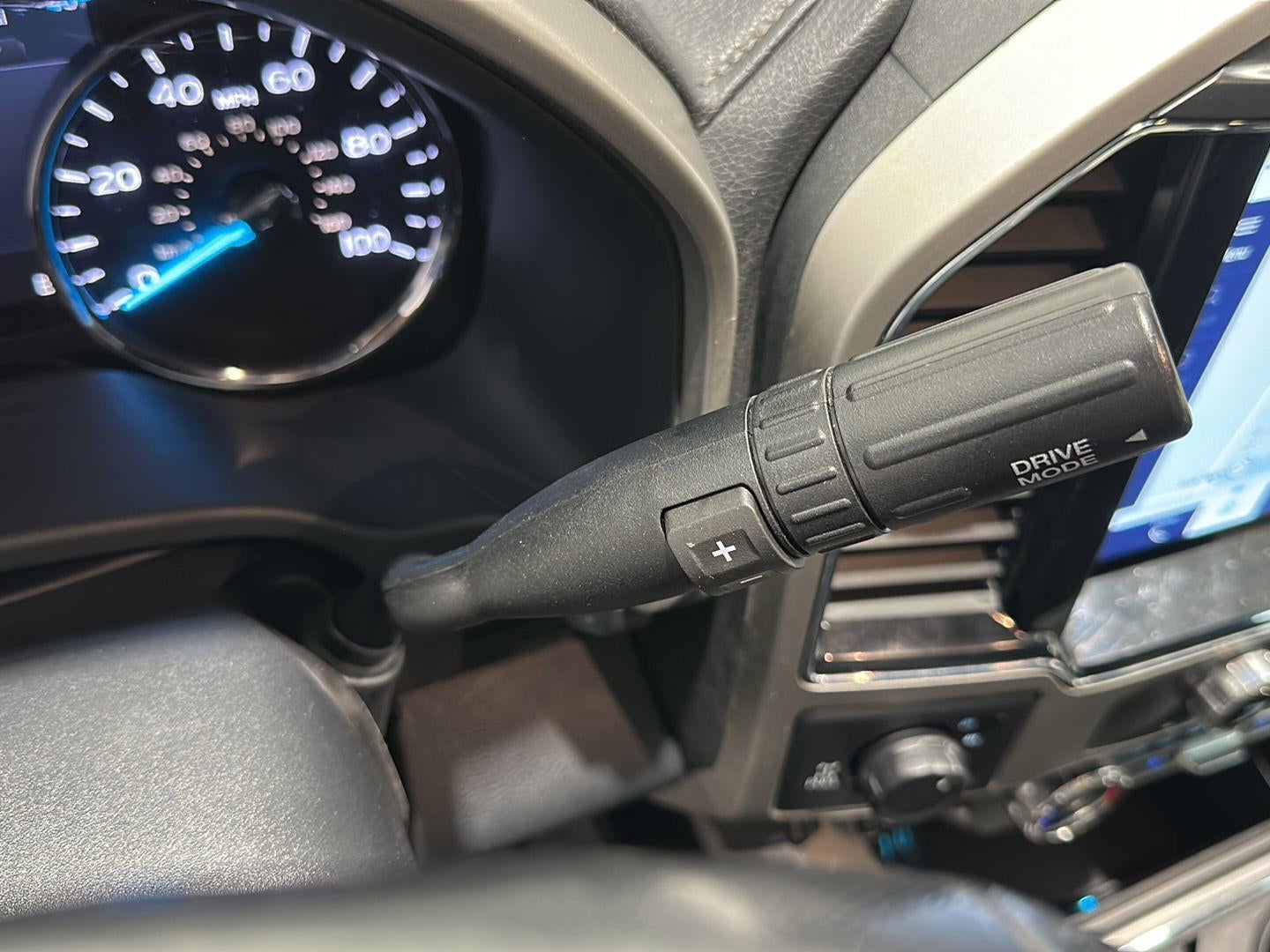 2022 Ford Super Duty F-350 SRW Lariat