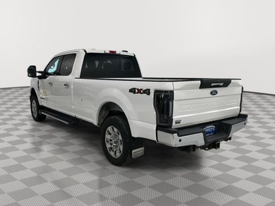 2022 Ford Super Duty F-350 SRW Lariat
