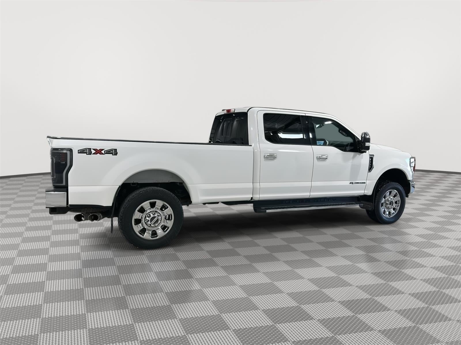 2022 Ford Super Duty F-350 SRW Lariat