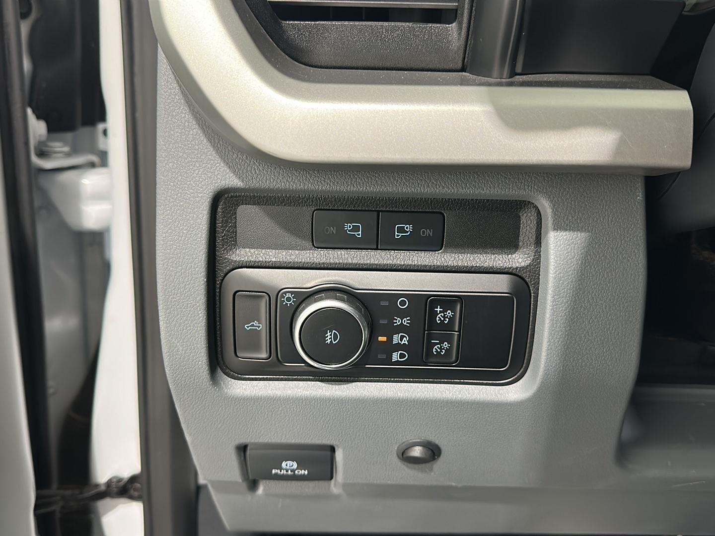 2023 Ford Super Duty F-350 DRW XL