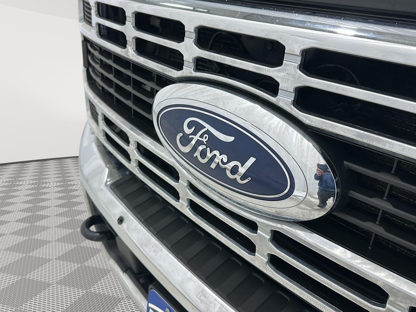 2023 Ford Super Duty F-350 DRW XL