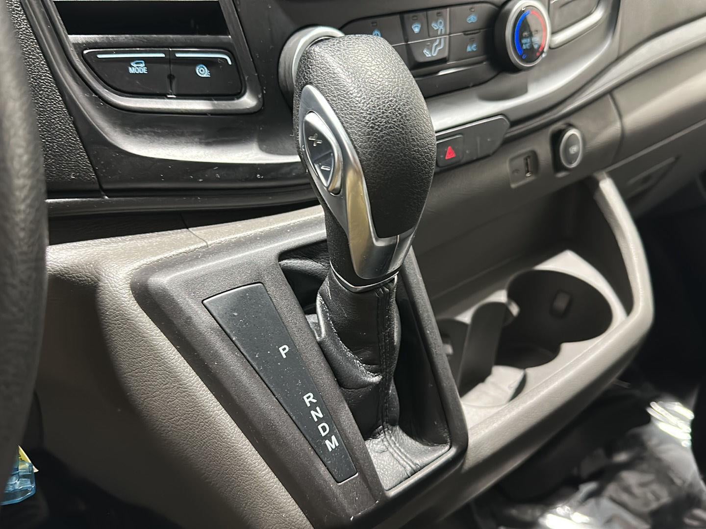 2022 Ford Transit Cargo Van T-350 130" Med Rf 9500 GVWR RWD