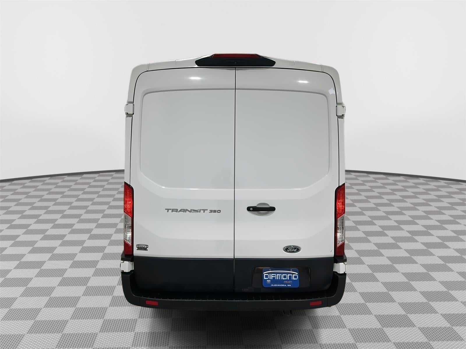 2022 Ford Transit Cargo Van T-350 130" Med Rf 9500 GVWR RWD
