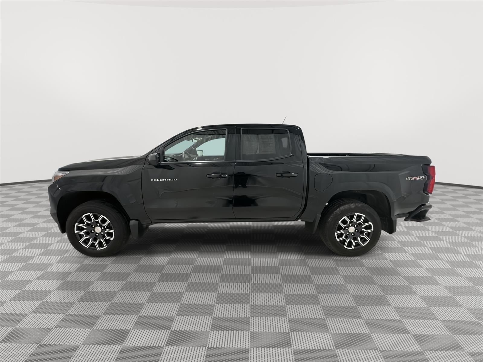 Used 2023 Chevrolet Colorado LT with VIN 1GCPTCEK7P1243052 for sale in Alexandria, Minnesota