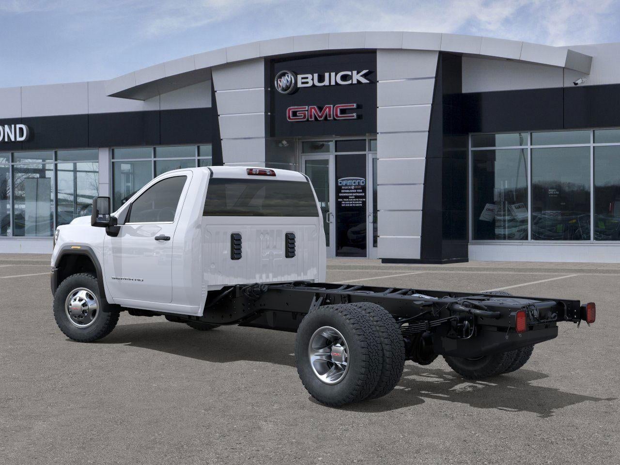 2026 GMC Sierra 3500 HD Chassis Cab Pro