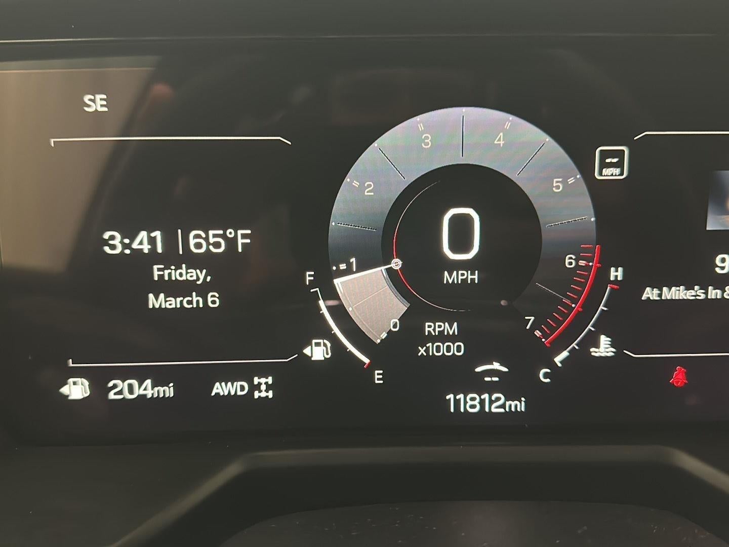 2025 GMC Acadia Elevation