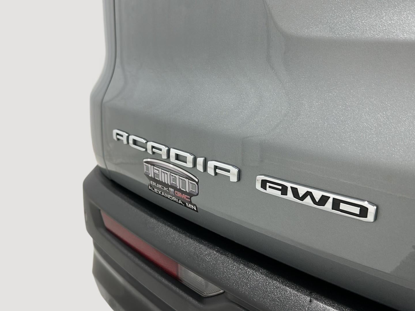 2024 GMC Acadia AT4