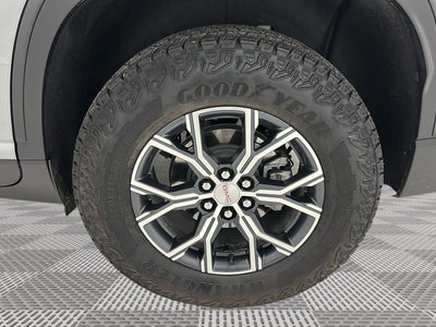 2024 GMC Acadia AT4