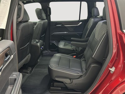 2024 GMC Acadia Denali