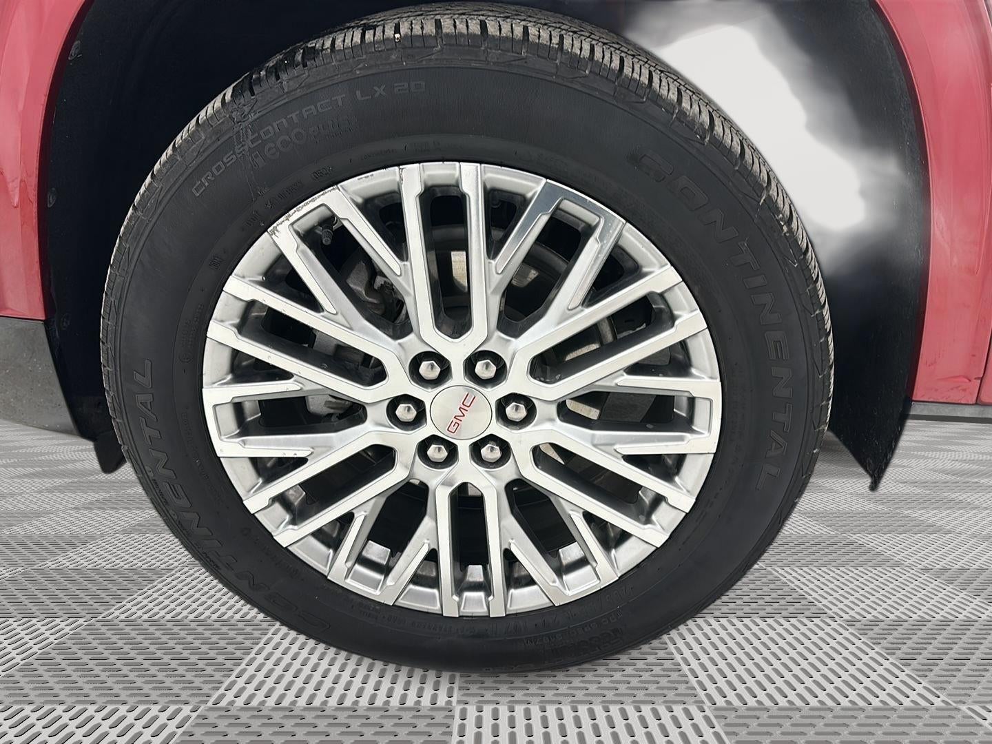 2024 GMC Acadia Denali