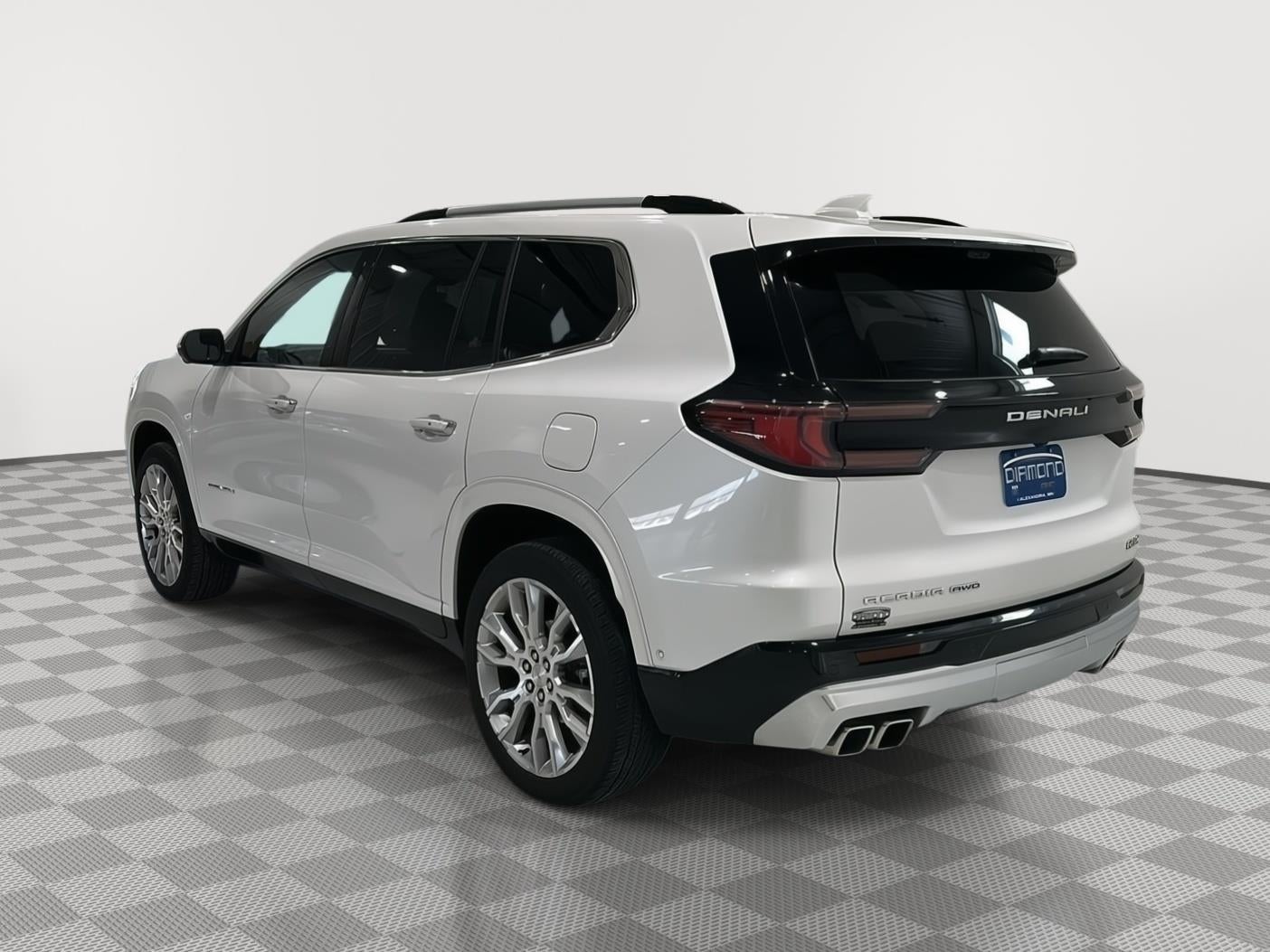 2024 GMC Acadia Denali