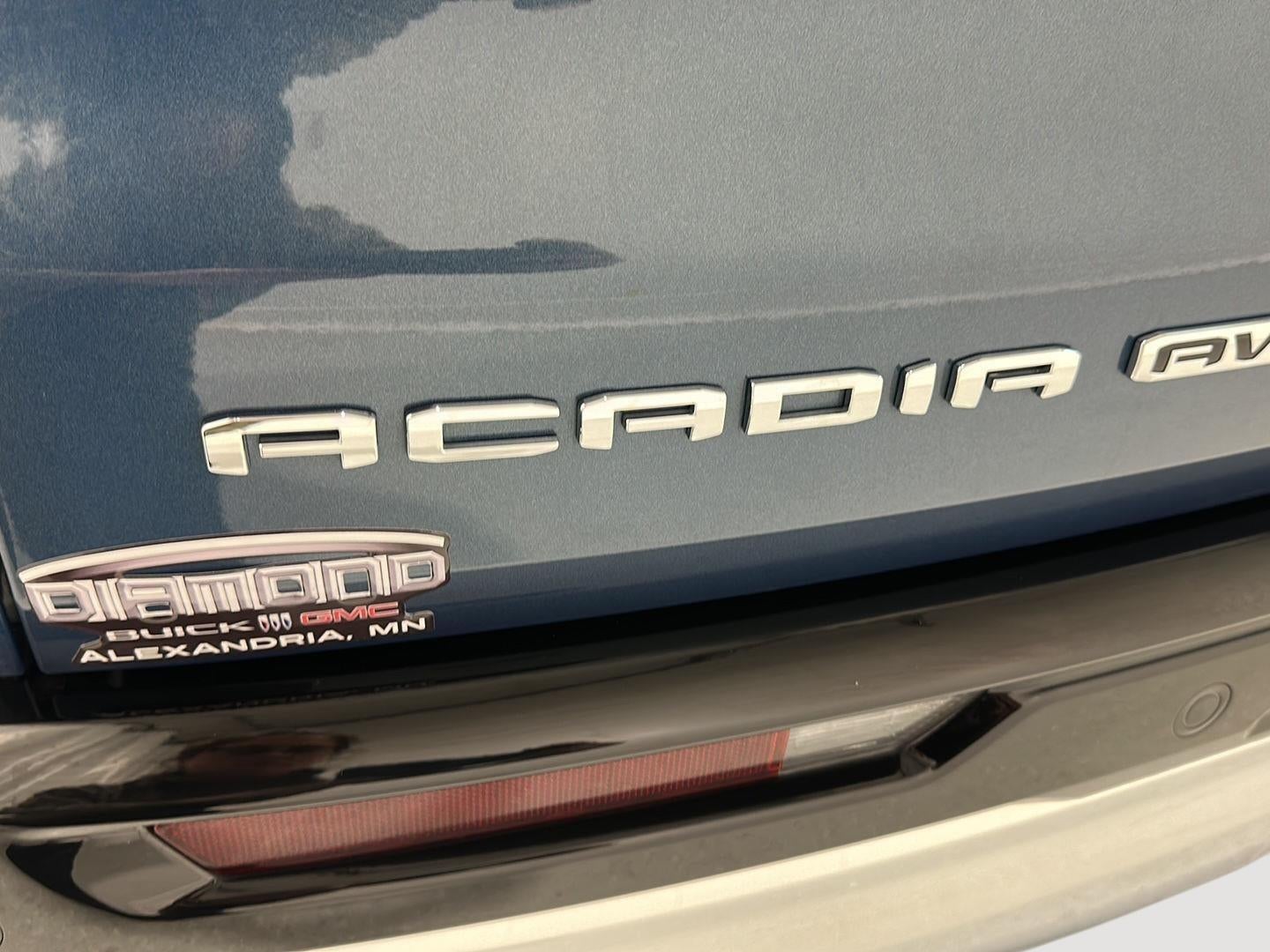 2025 GMC Acadia Denali