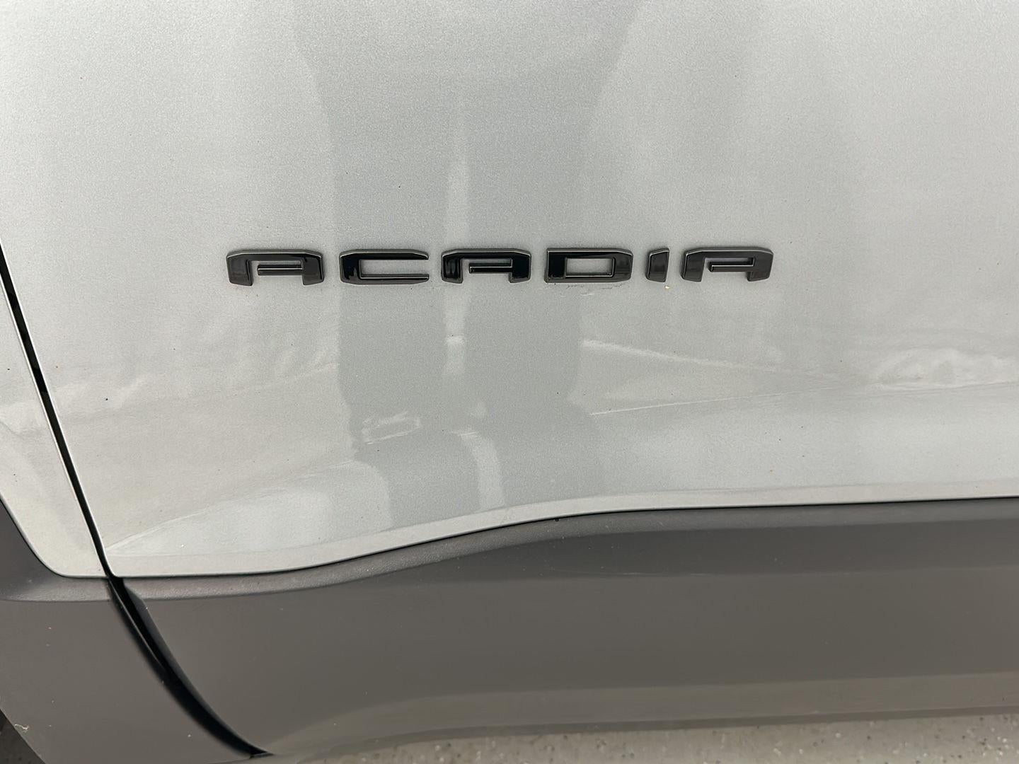 2023 GMC Acadia SLE