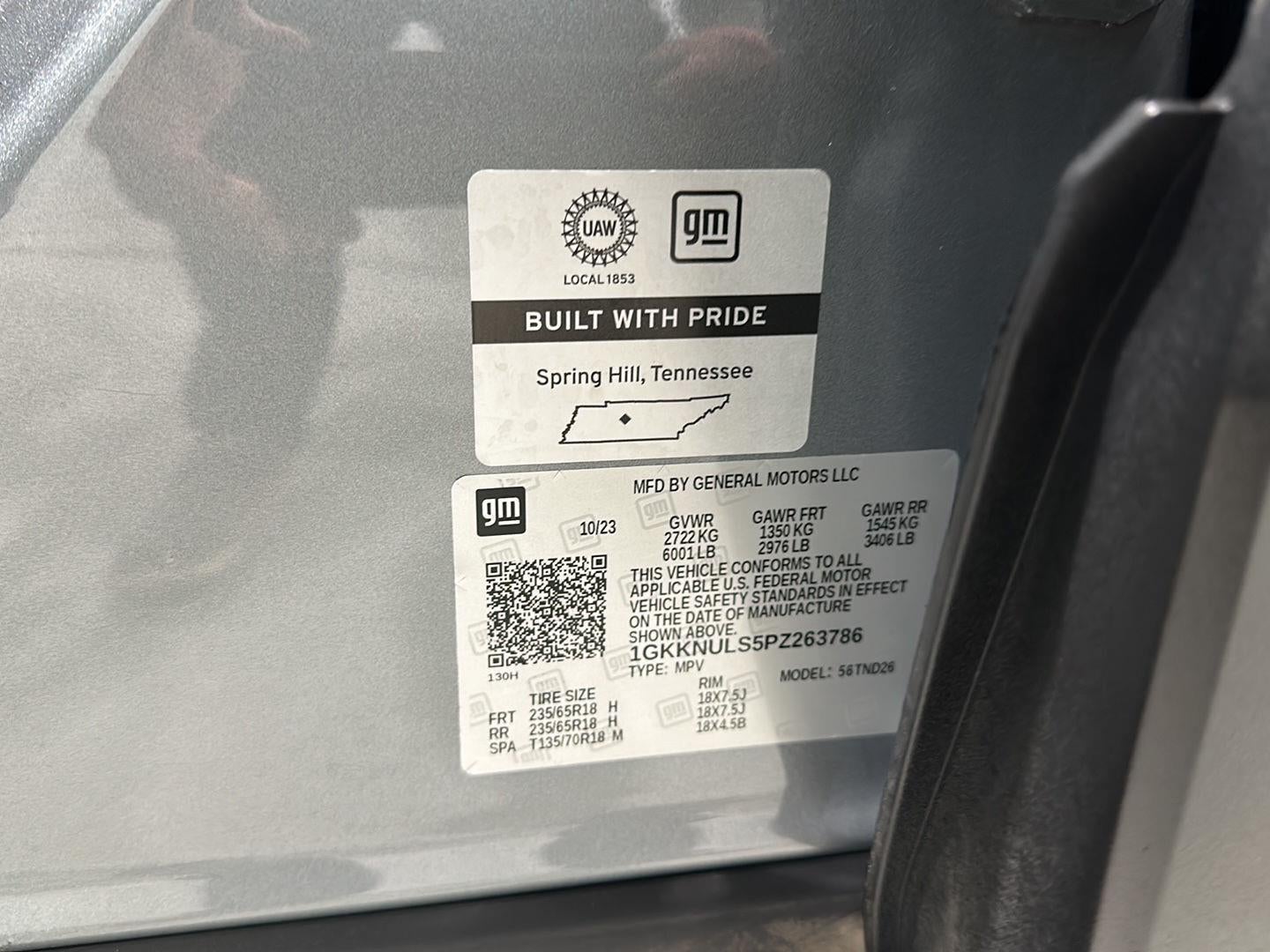 2023 GMC Acadia SLT
