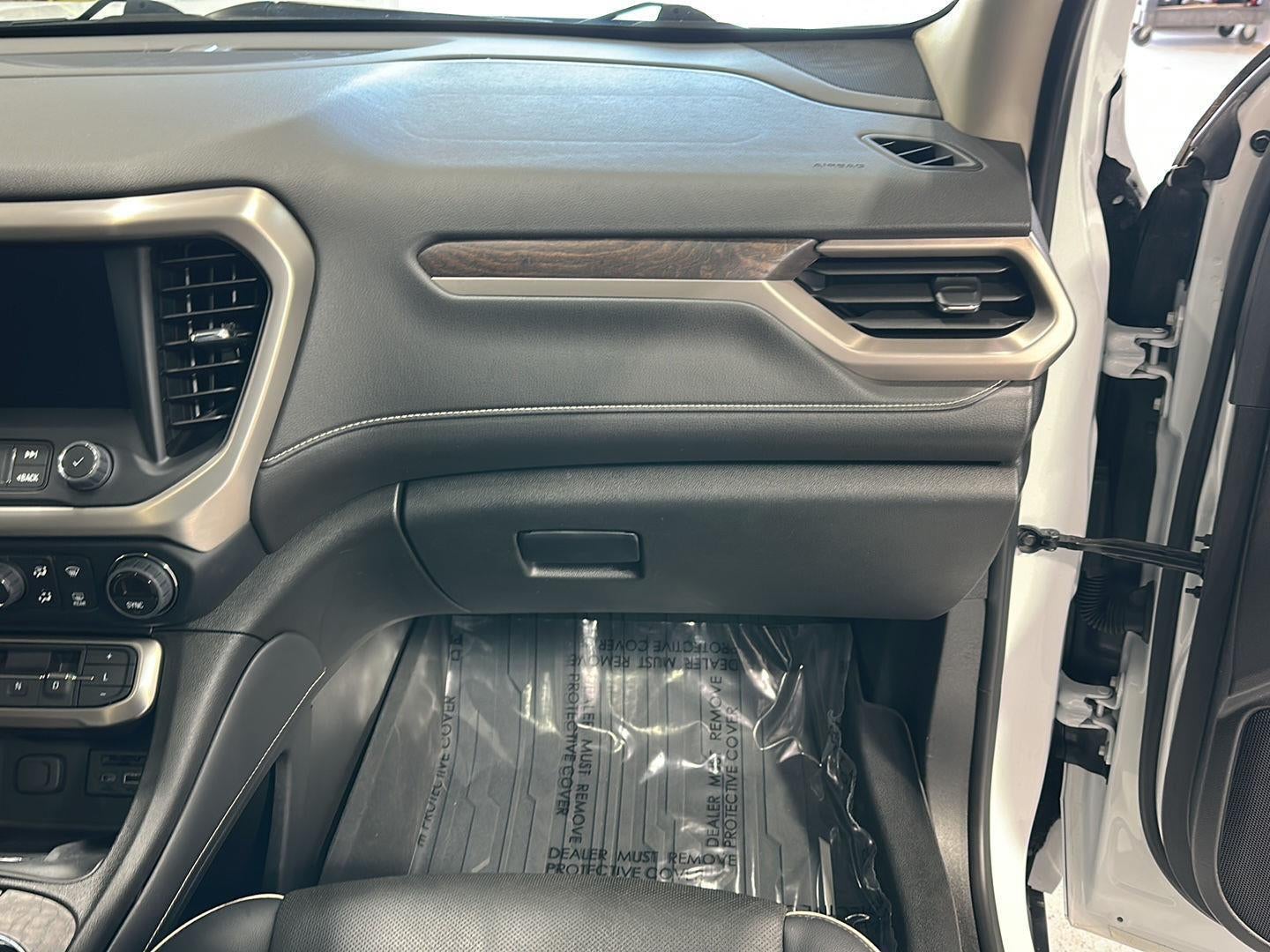 2022 GMC Acadia Denali