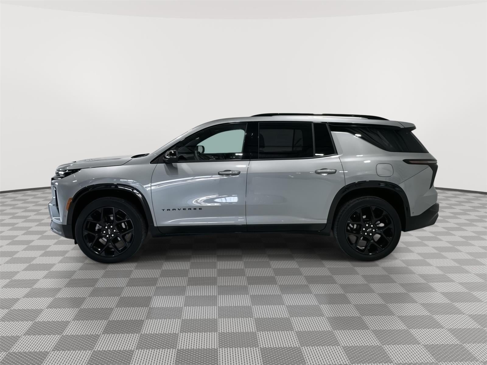 Used 2024 Chevrolet Traverse RS with VIN 1GNEVLKS4RJ246345 for sale in Alexandria, Minnesota