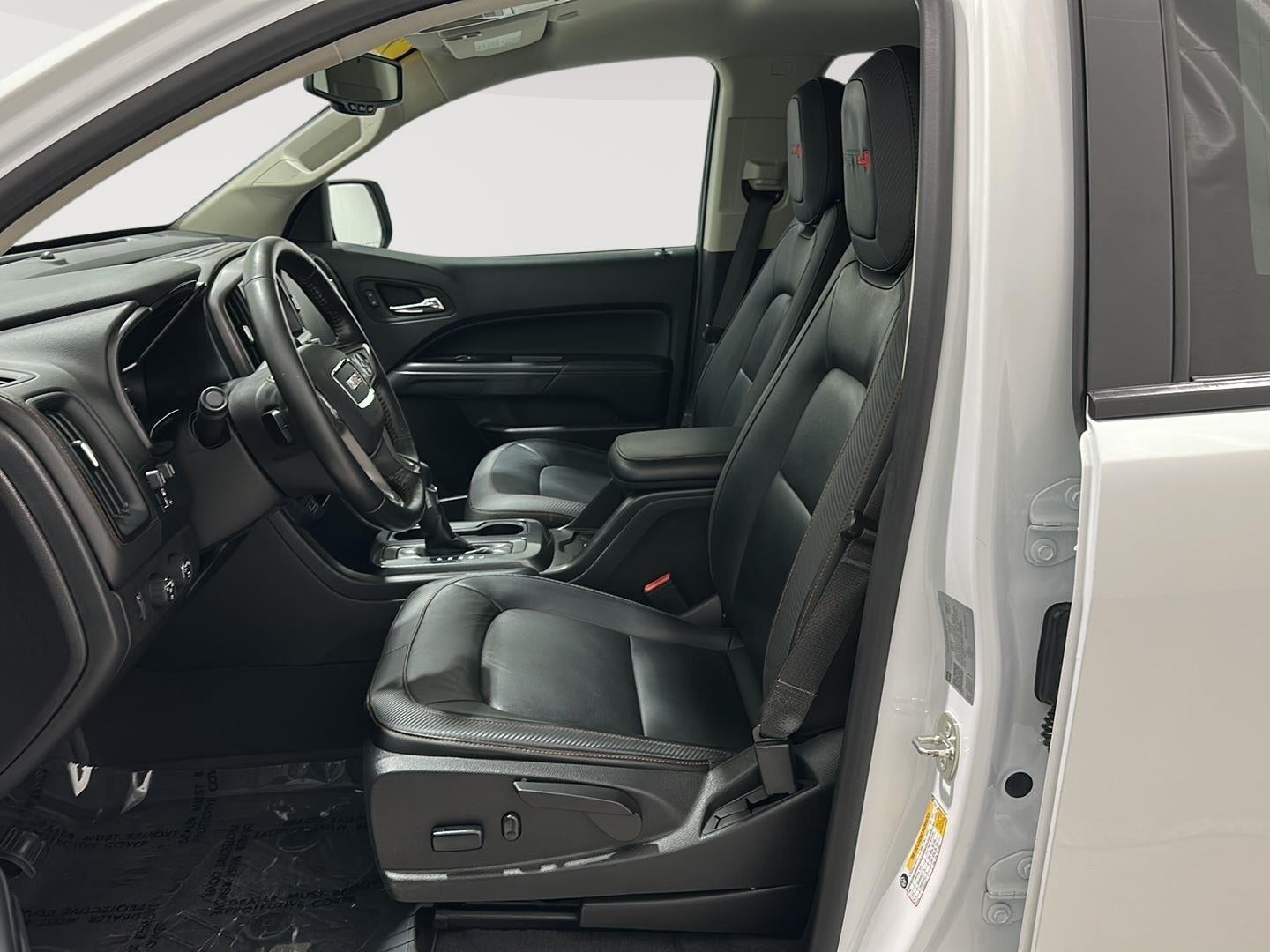 2022 GMC Canyon AT4 - Leather