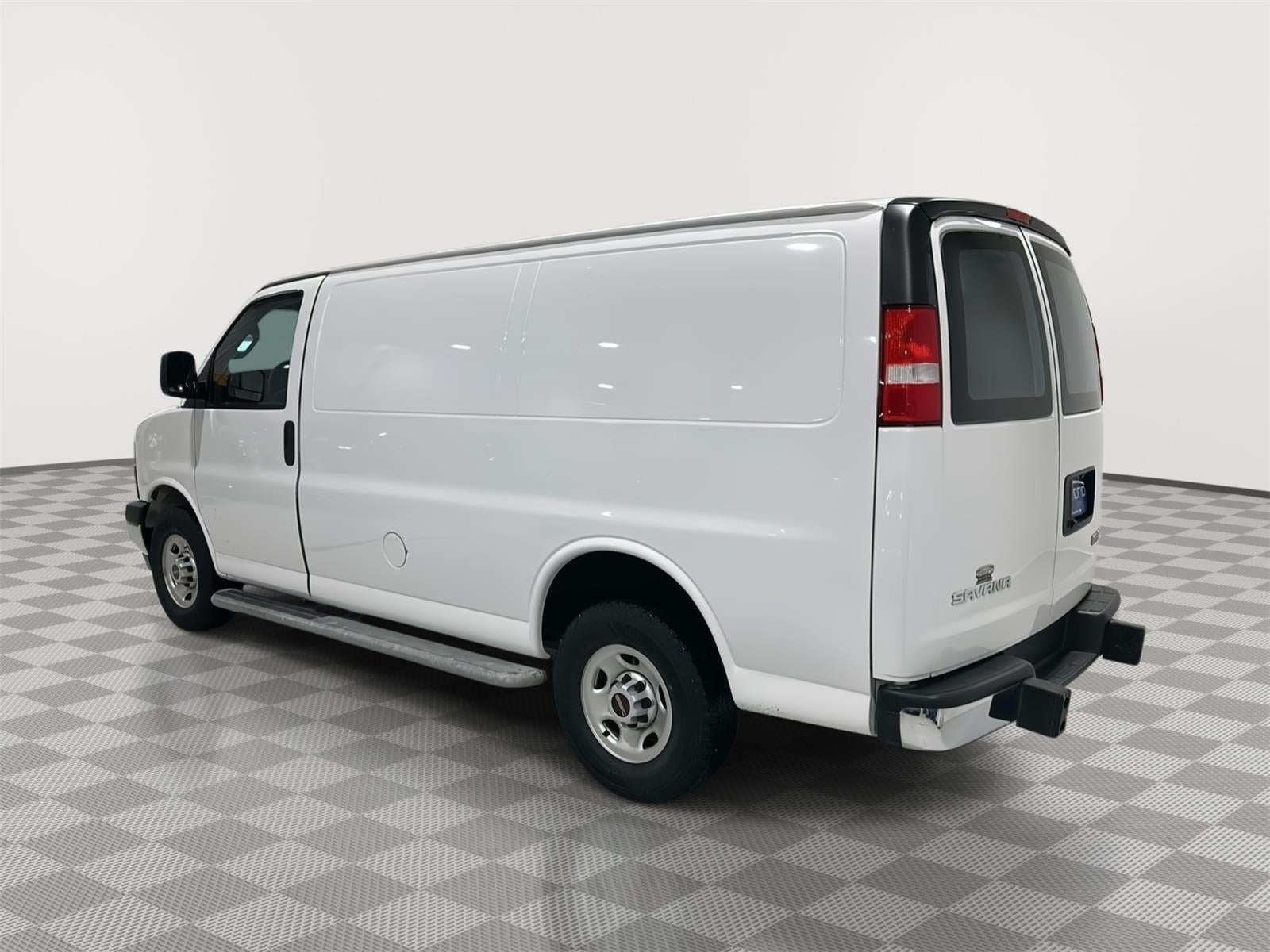 2023 GMC Savana Cargo 2500 Work Van