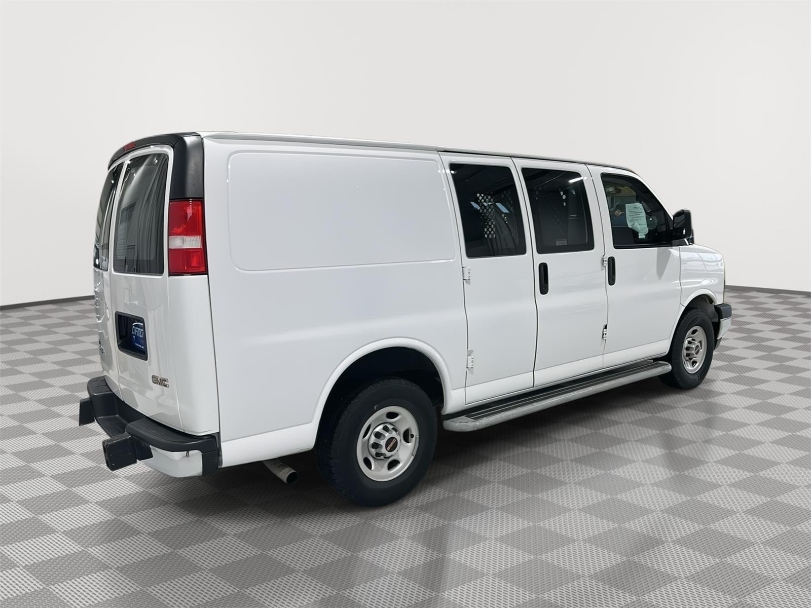 2023 GMC Savana Cargo 2500 Work Van