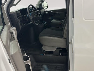 2023 GMC Savana Cargo 2500 Work Van