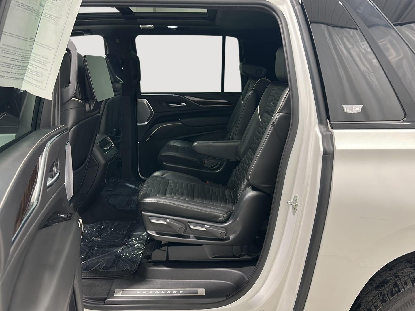 2023 Cadillac Escalade ESV Sport Platinum