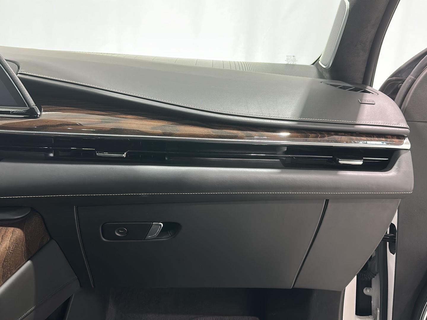 2023 Cadillac Escalade ESV Sport Platinum