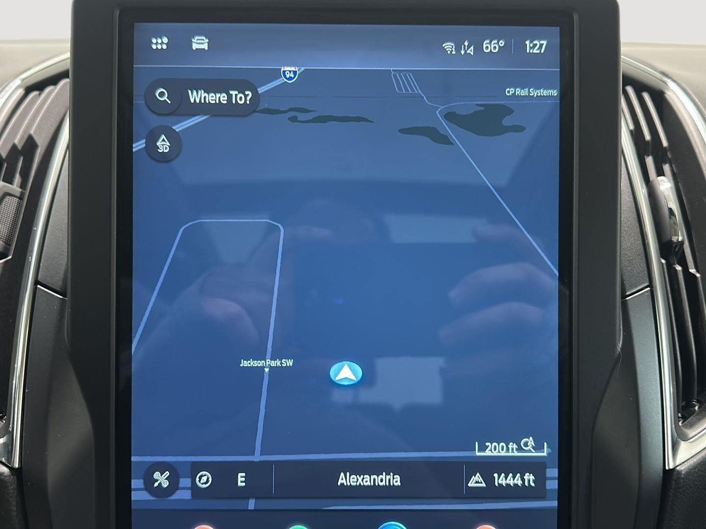 2022 Ford Edge Titanium