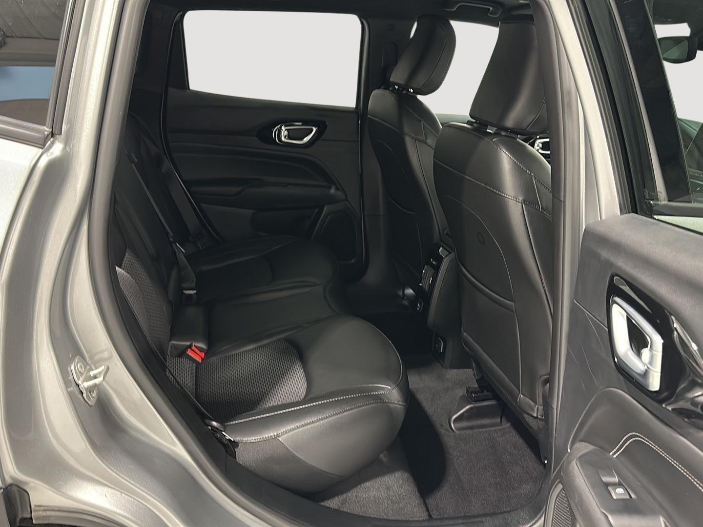 2022 Jeep Compass Altitude