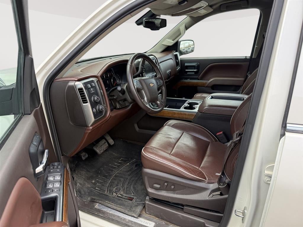 Used 2015 Chevrolet Silverado 1500 High Country with VIN 3GCUKTEC6FG158850 for sale in Alexandria, Minnesota