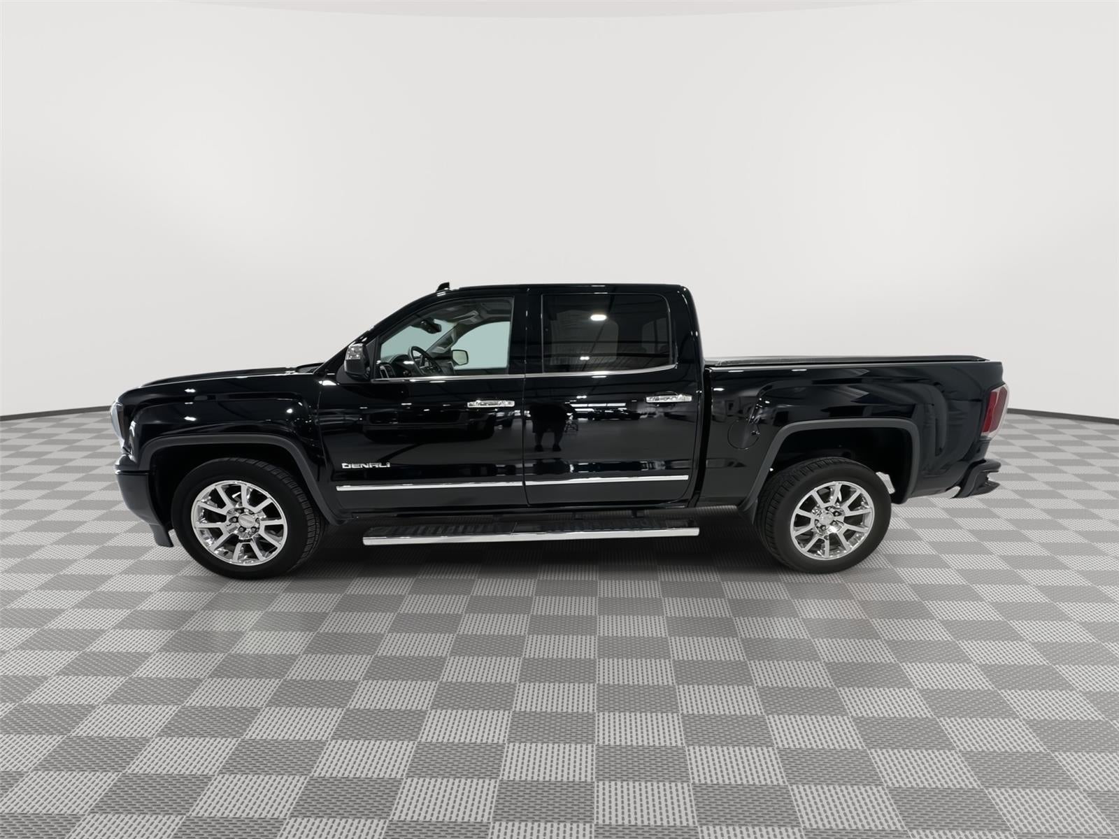 Used 2017 GMC Sierra 1500 Denali Denali with VIN 3GTU2PEC1HG404066 for sale in Alexandria, Minnesota