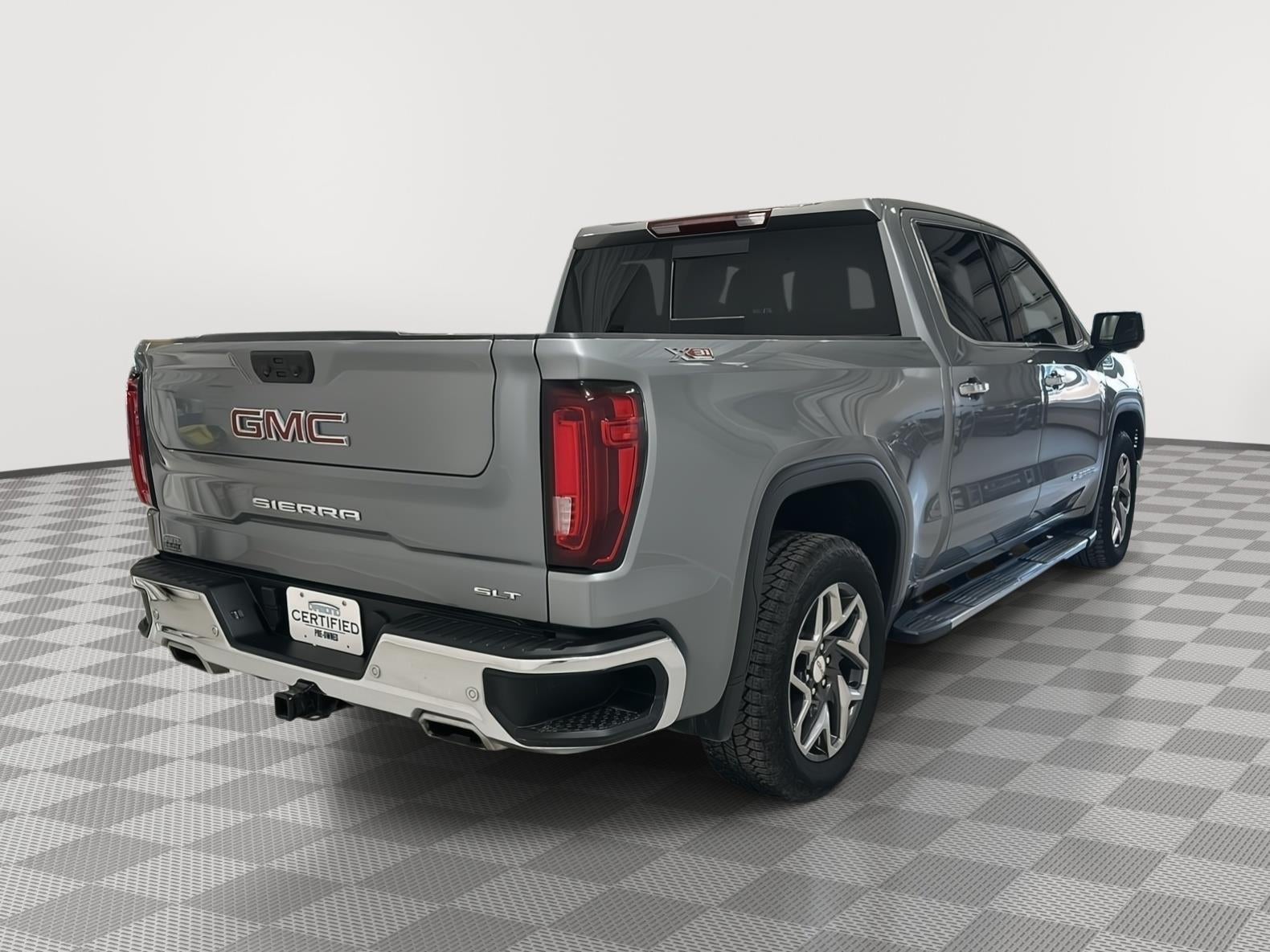 2023 GMC Sierra 1500 SLT