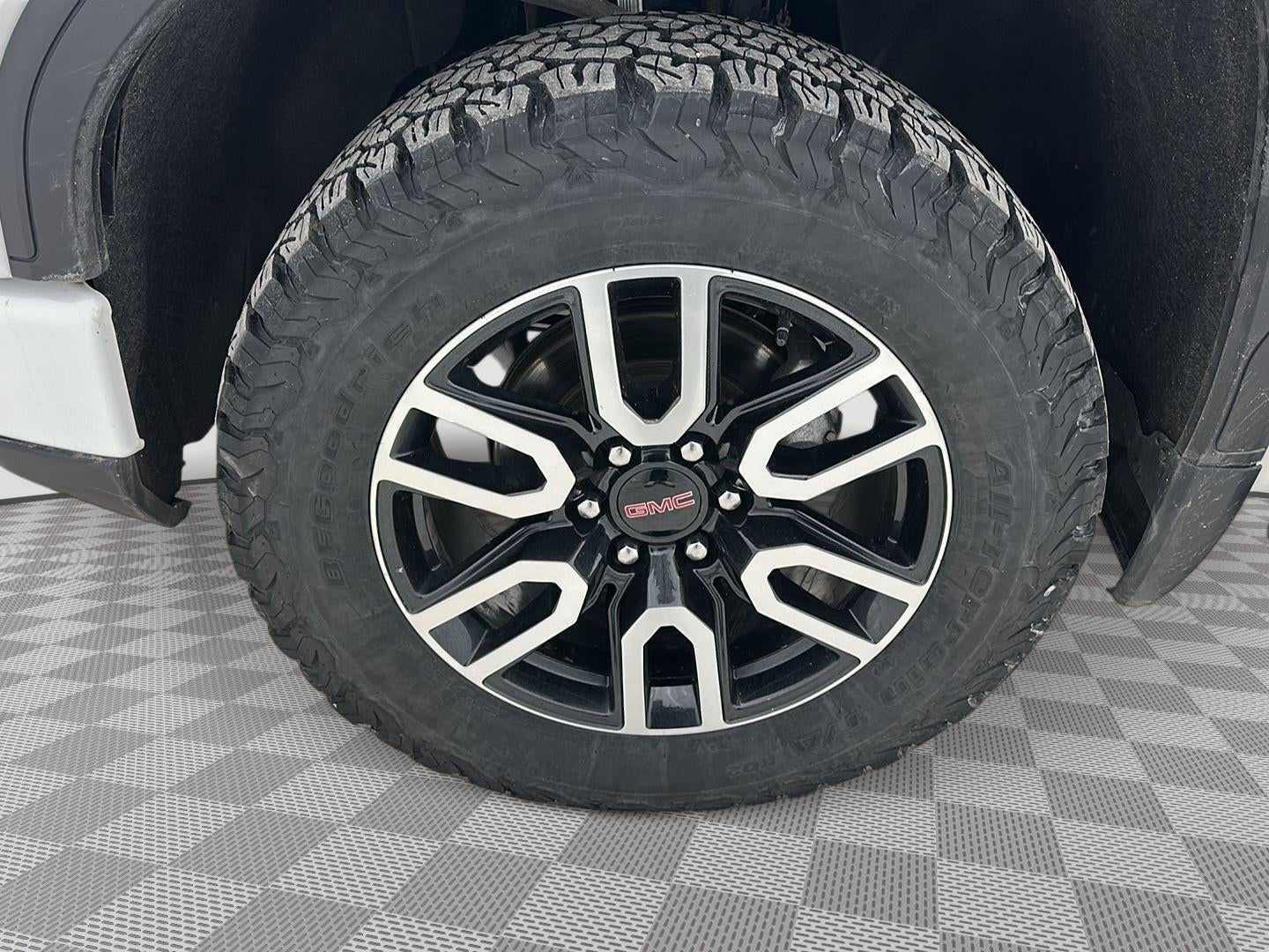 2024 GMC Sierra 1500 AT4