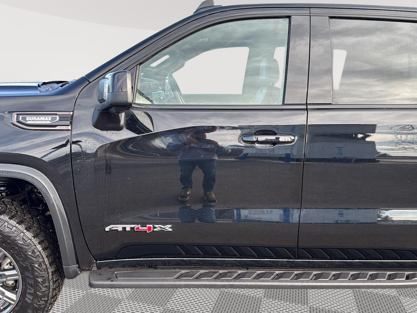 2024 GMC Sierra 1500 AT4X