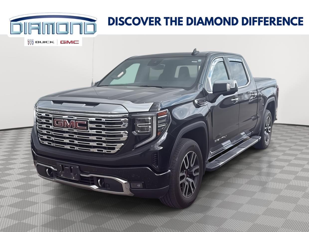 2022 GMC Sierra 4WD Crew Cab Short Box Denali's photo