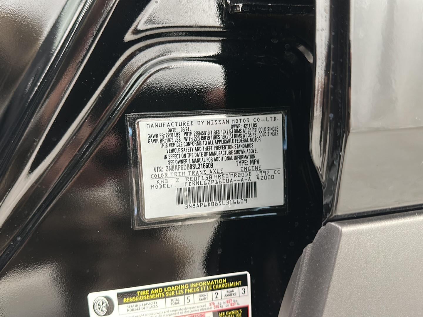 2025 Nissan Kicks SR