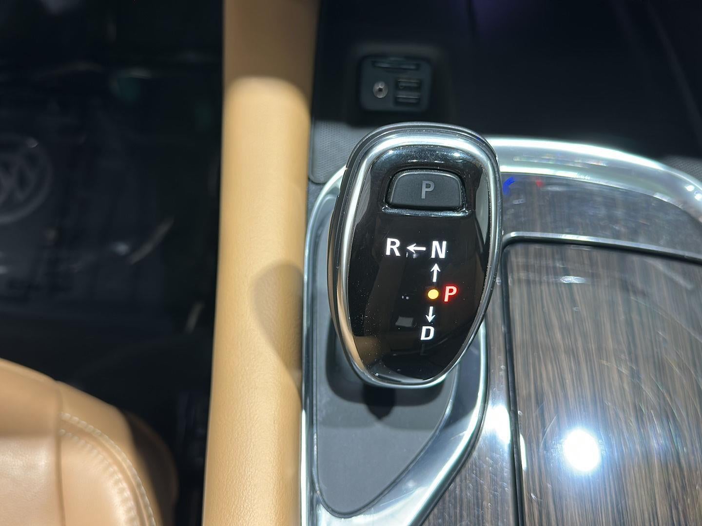 2020 Buick Enclave Essence