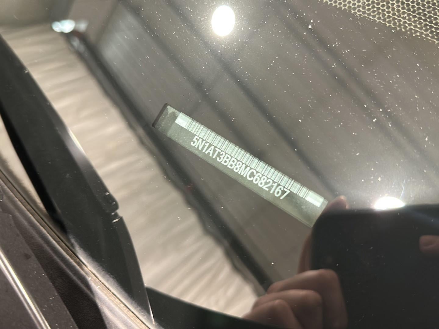 2021 Nissan Rogue SV