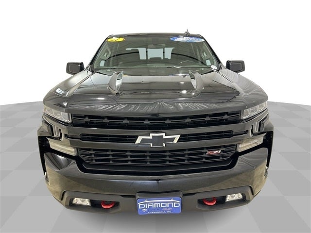 Used 2021 Chevrolet Silverado 1500 LT Trail Boss with VIN 3GCPYFED1MG346212 for sale in Alexandria, Minnesota