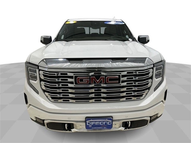 Used 2022 GMC Sierra 1500 Denali Denali with VIN 3GTUUGED7NG678984 for sale in Alexandria, Minnesota